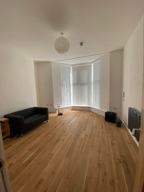 Property photo 1 of 4