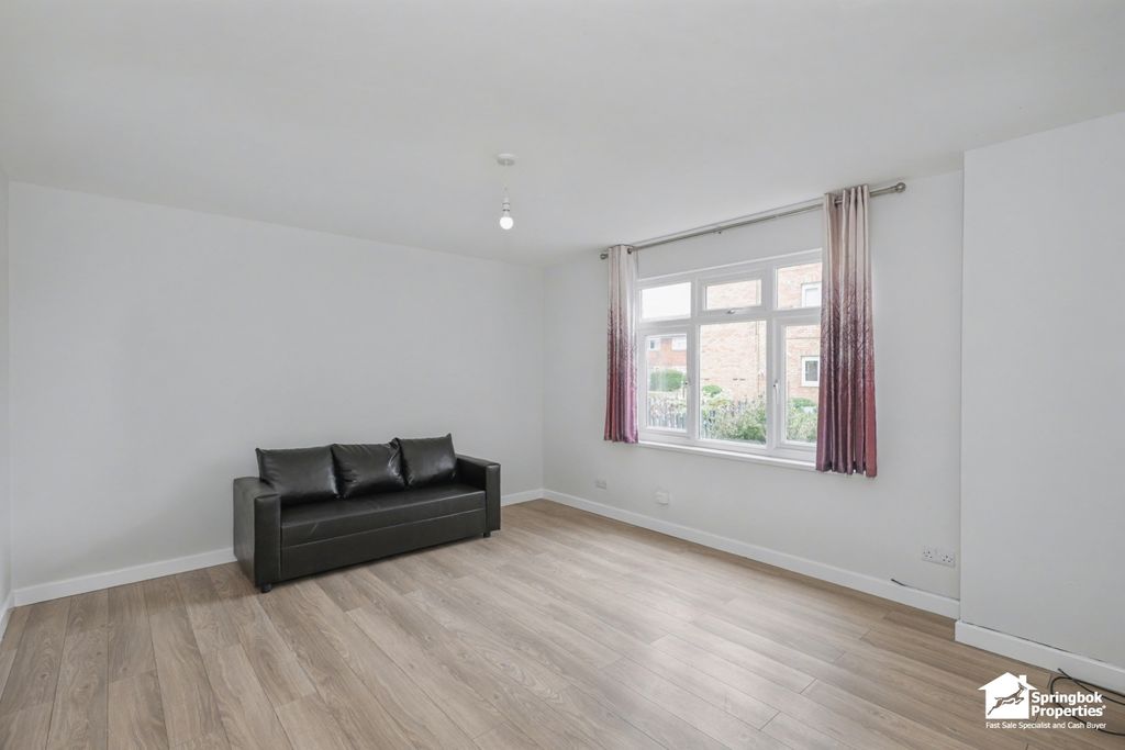 Property photo 2 of 15 Image 1