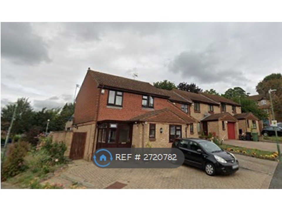 Property photo 3 of 11