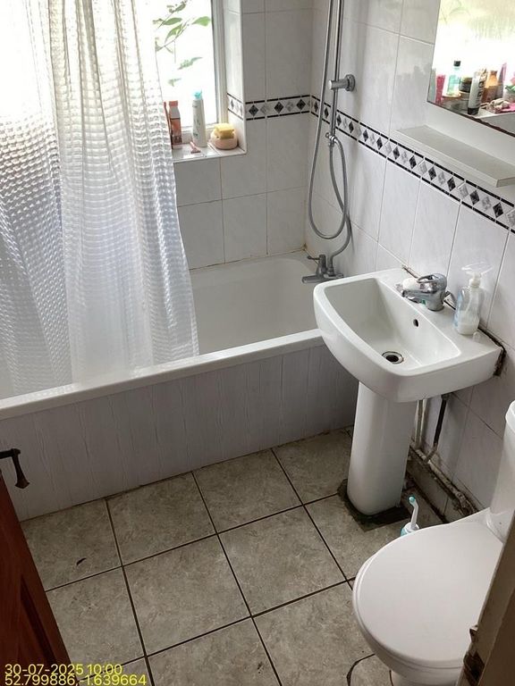 Property photo 3 of 5