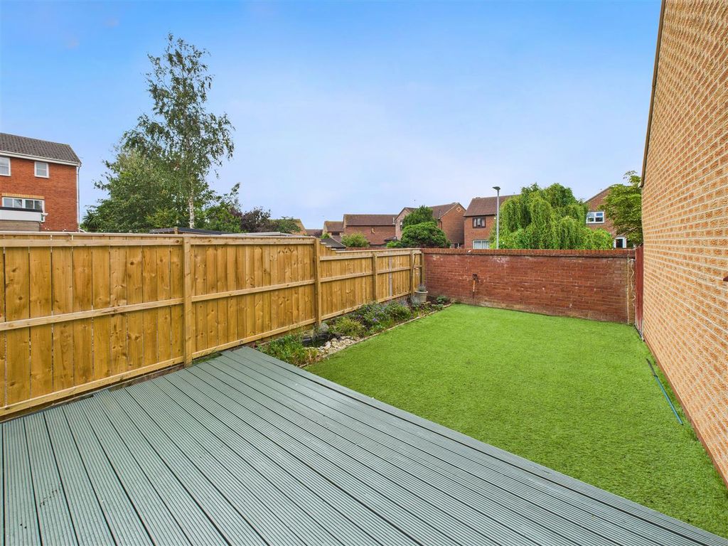 Property photo 3 of 15 Outside