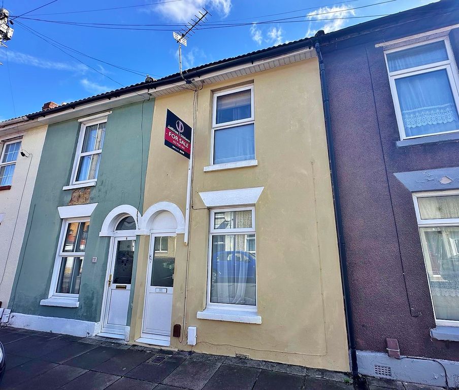 Property photo 1 of 12