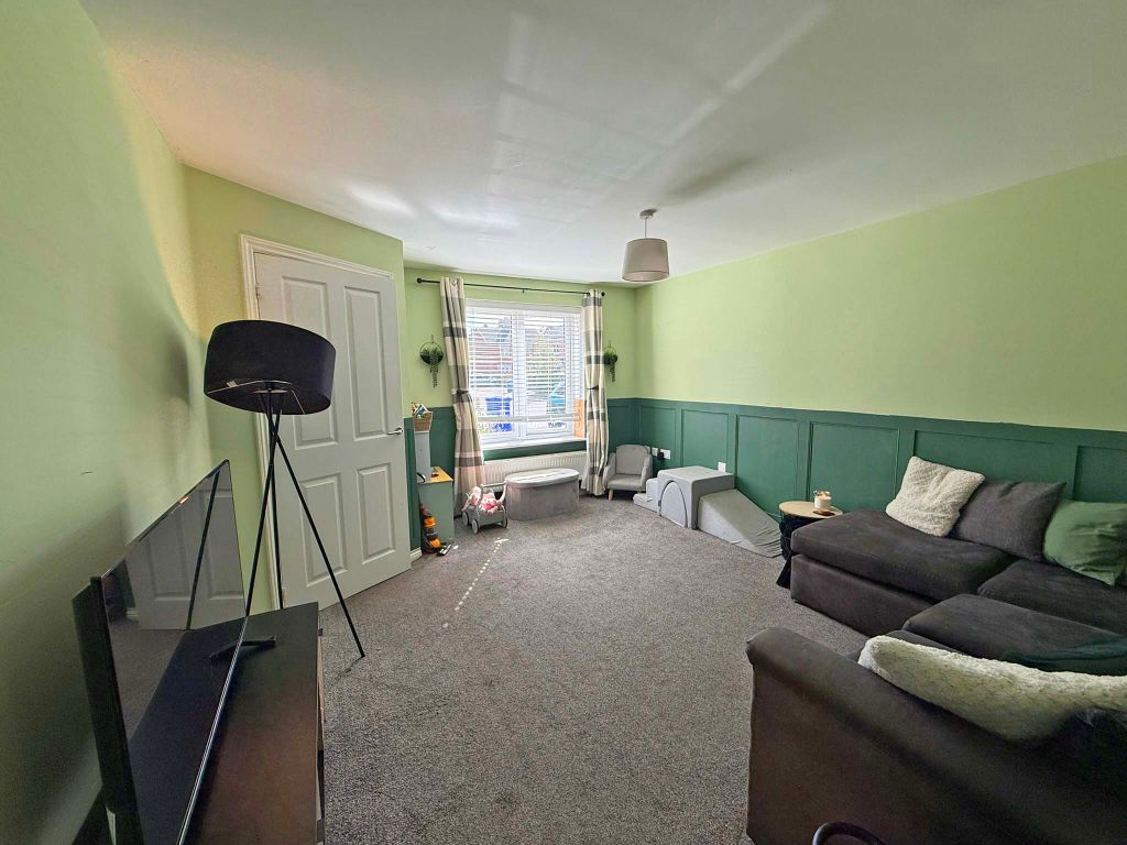 Property photo 2 of 12 Img_2149