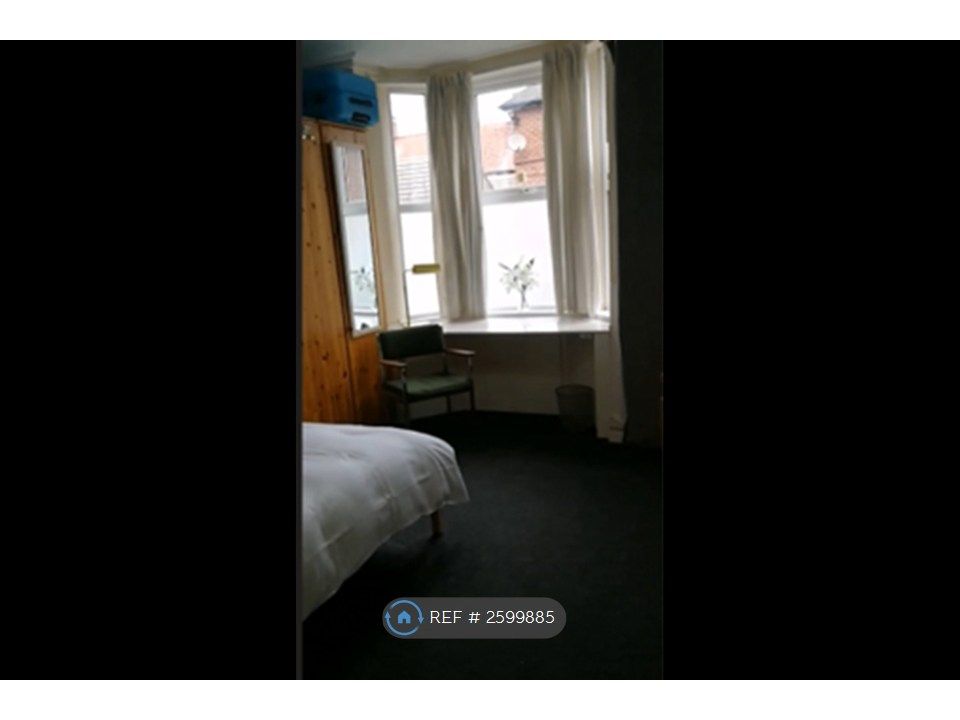Property photo 2 of 12 Ground Floor Double Bedroom