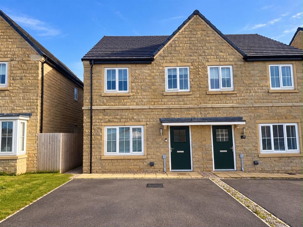 Property photo 1 of 14 8880Bf03-1Cde-460A-B7B2-Dd80Cb4d915d.Jpeg