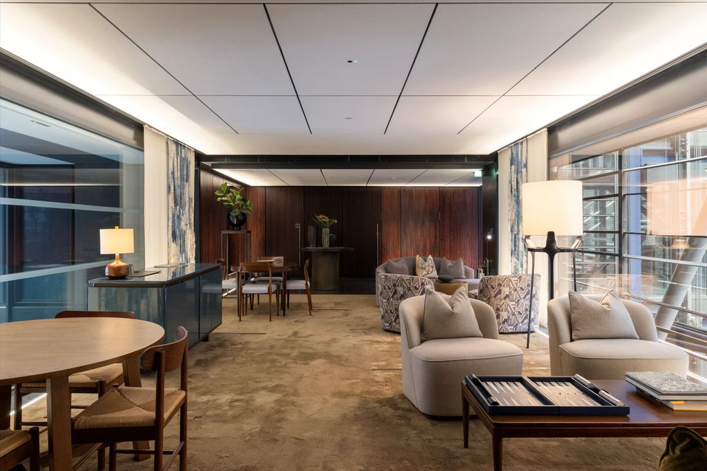 Property photo 2 of 23 Image