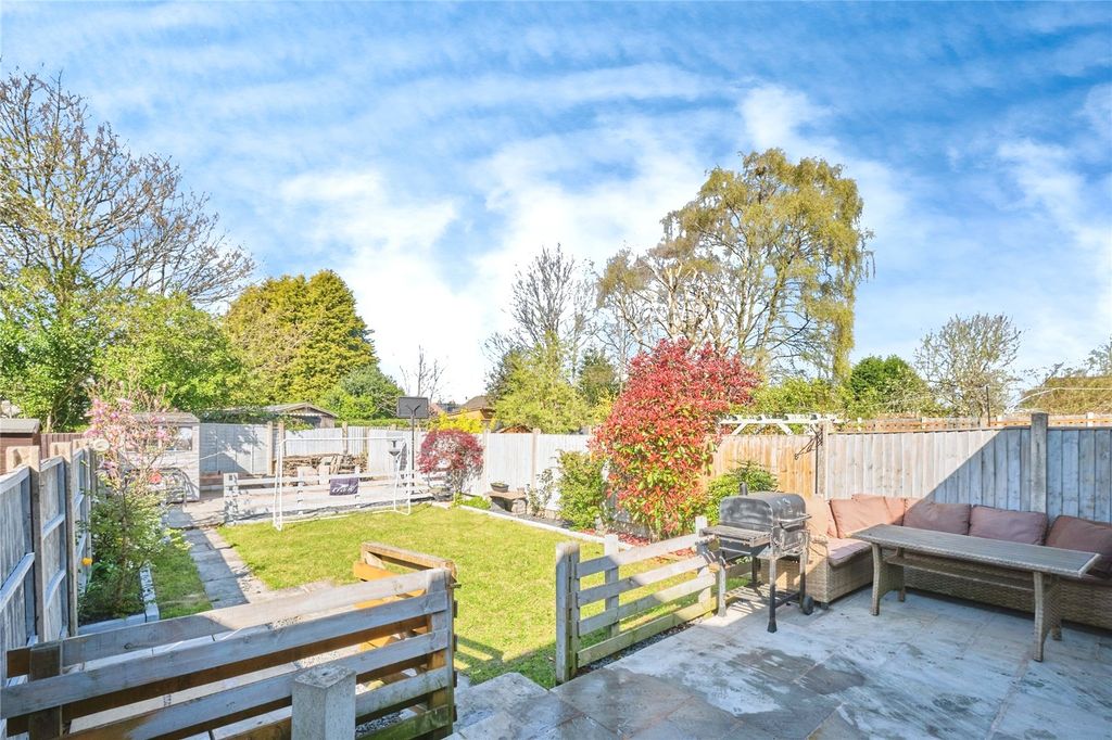 Property photo 3 of 21 Picture No. 22