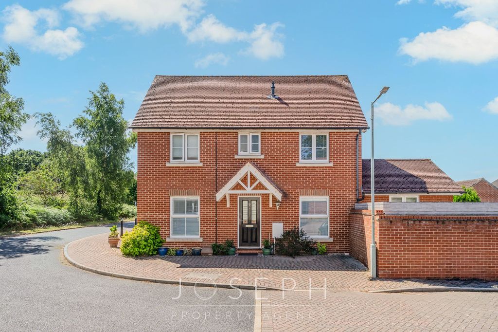 Property photo 1 of 20