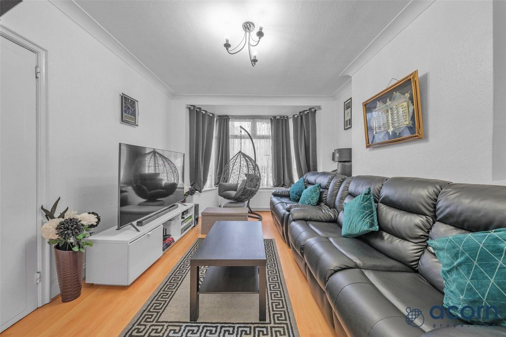 Property photo 3 of 18 Picture No. 13