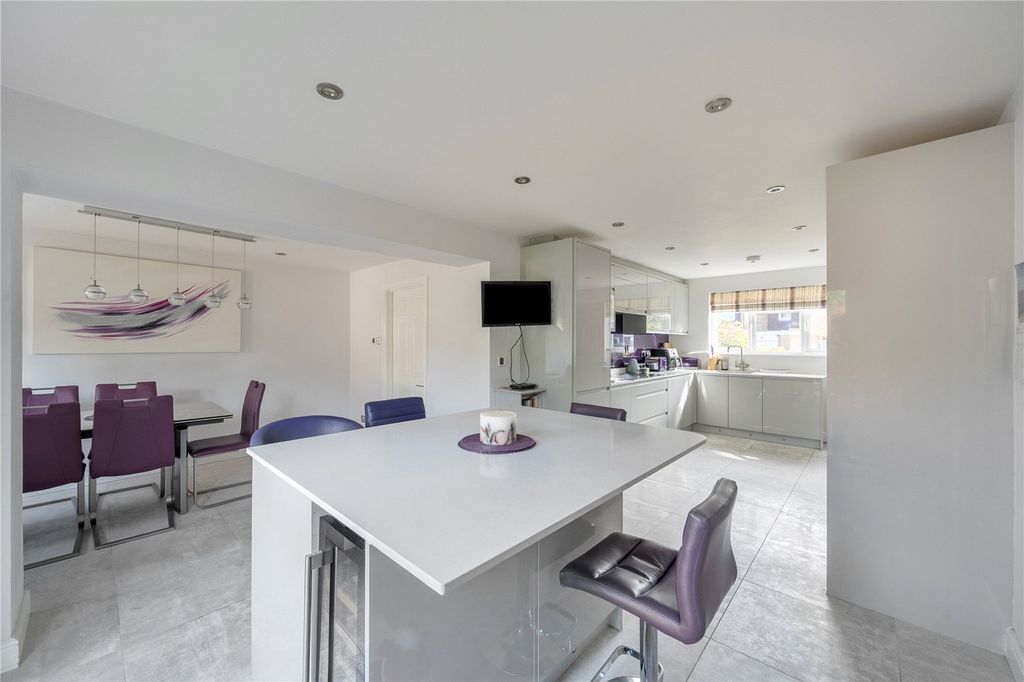 Property photo 1 of 19 Picture No. 07