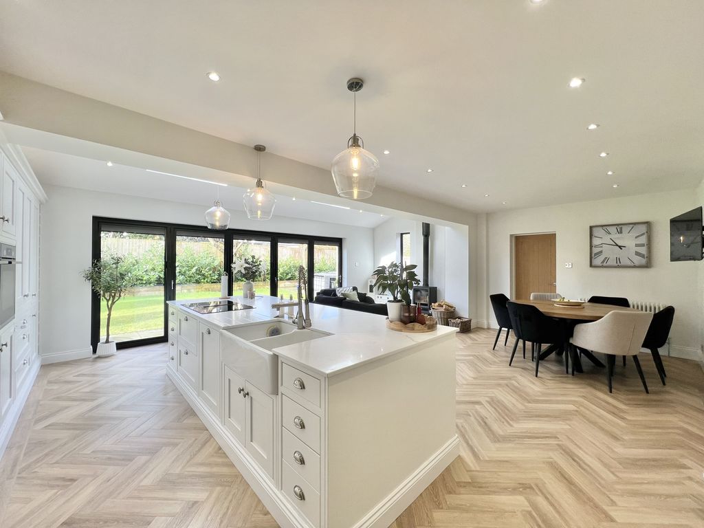 Property photo 3 of 30