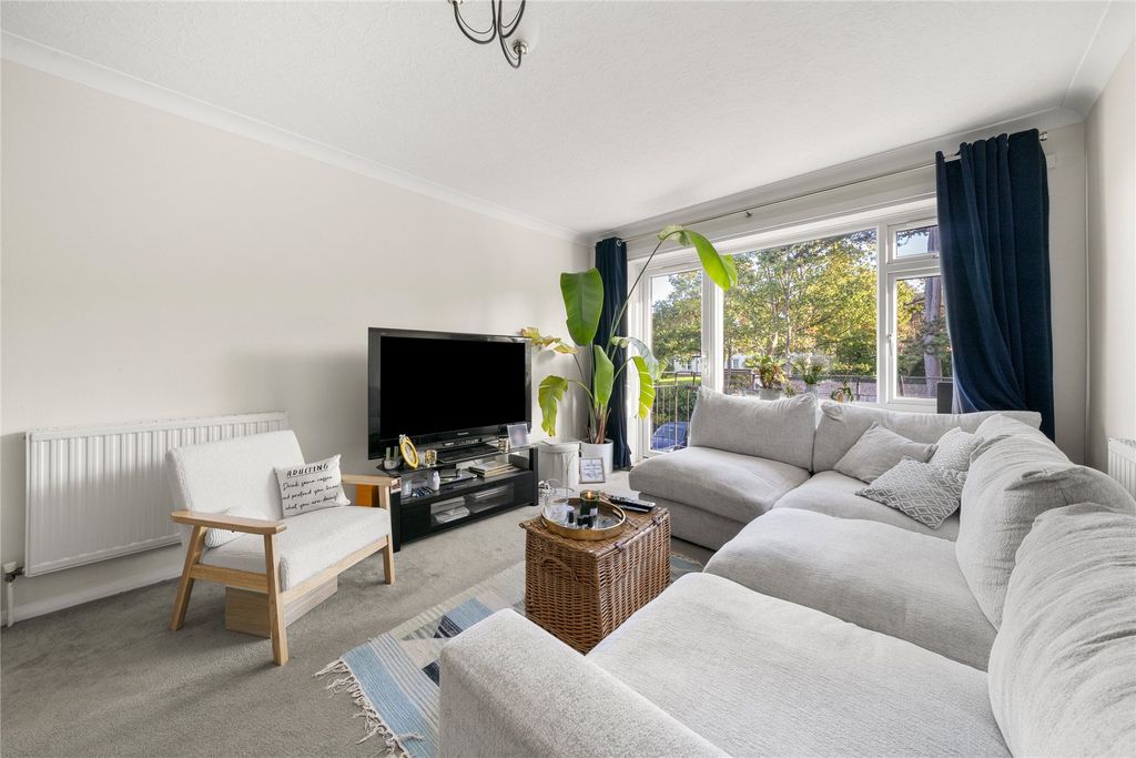 Property photo 3 of 7 Picture No. 04