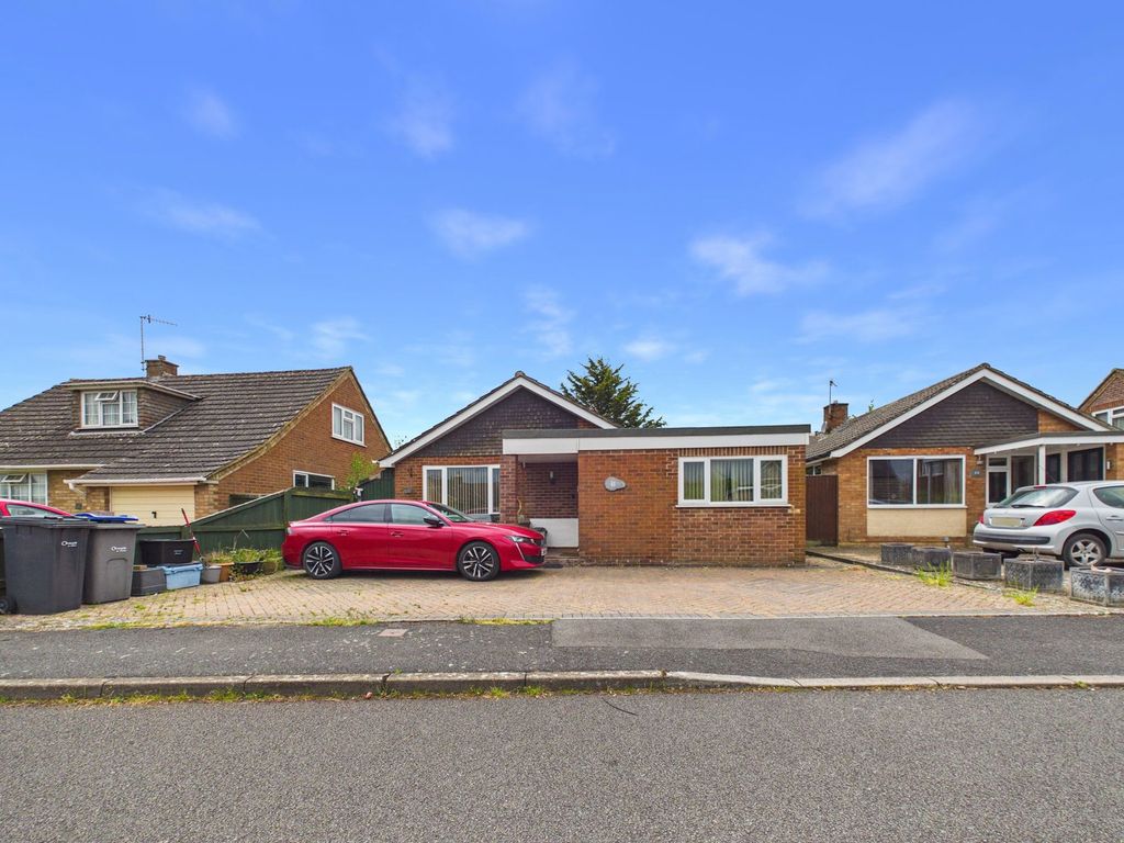 Property photo 1 of 11