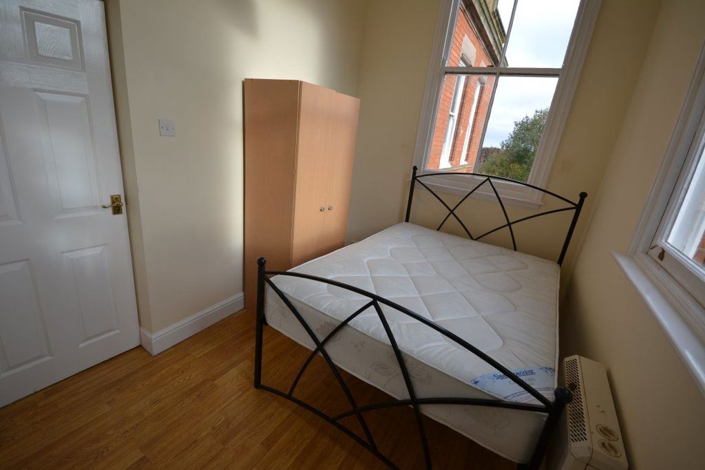 Property photo 3 of 3