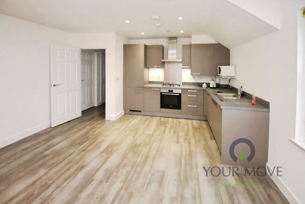 Property photo 2 of 11 Lounge/Kitchen