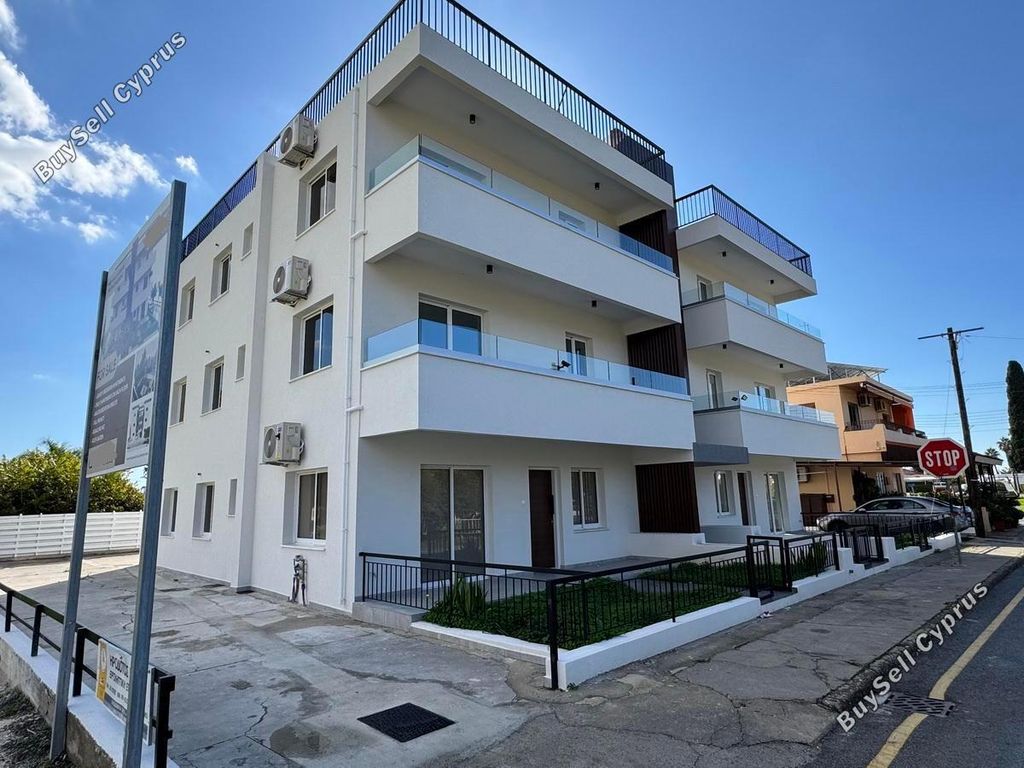 Property photo 1 of 22