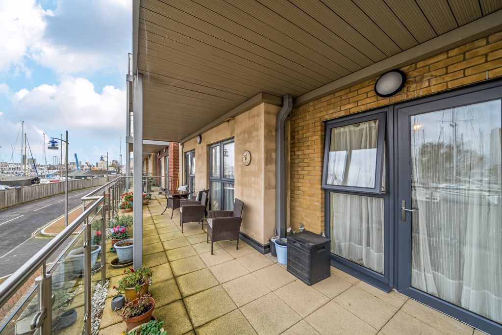 Property photo 2 of 21 Balcony