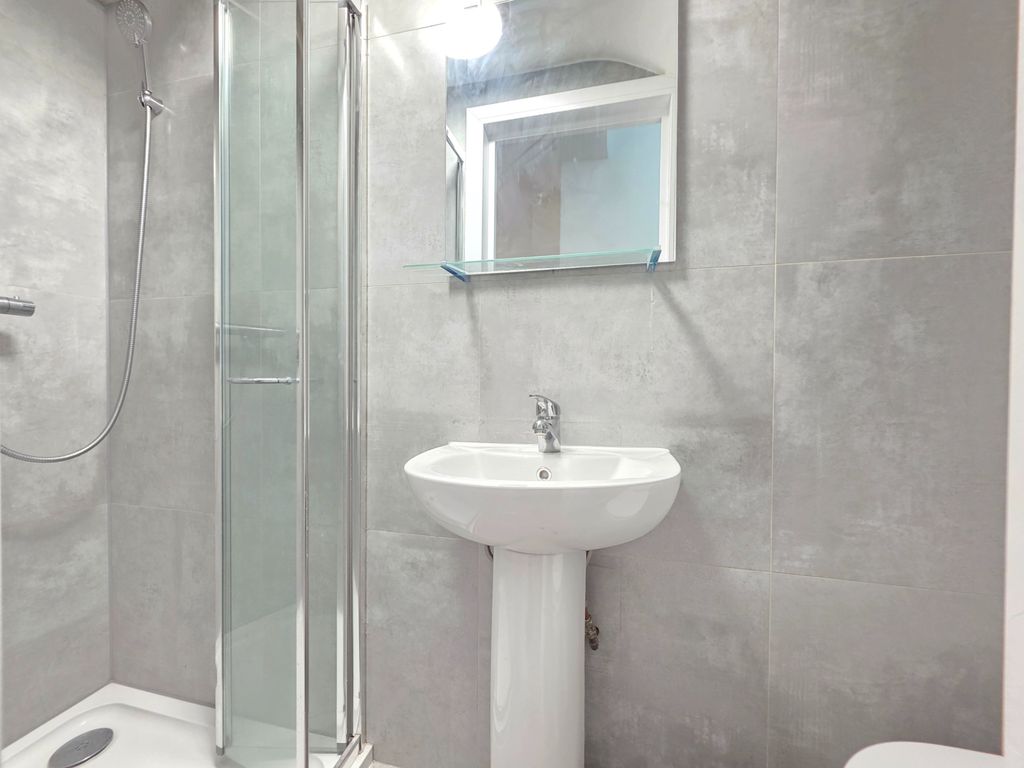 Property photo 3 of 6 Photo 1