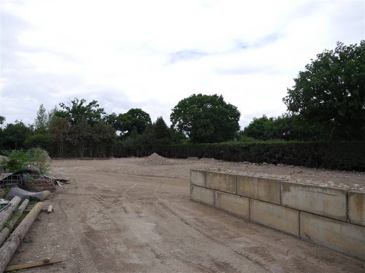 Property photo 3 of 3