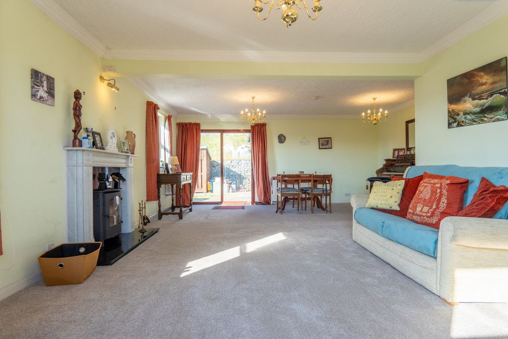 Property photo 2 of 49