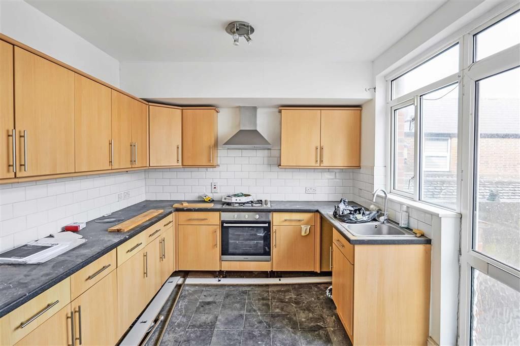 Property photo 3 of 5