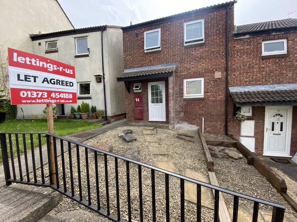 Property photo 1 of 14 Front