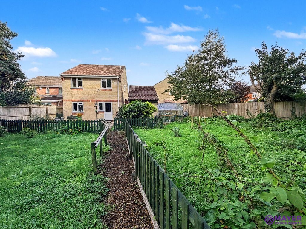 Property photo 2 of 16