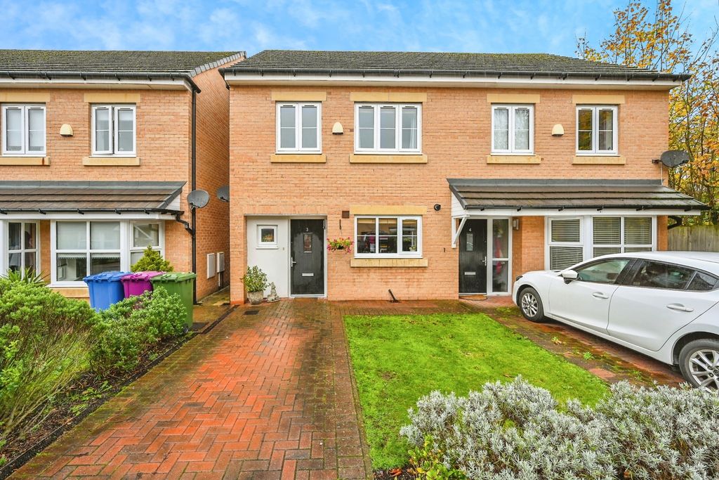 Property photo 1 of 15 Photo