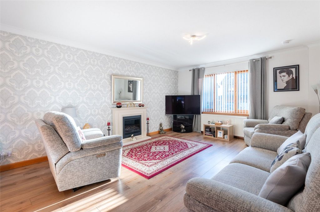 Property photo 2 of 47 Picture 2