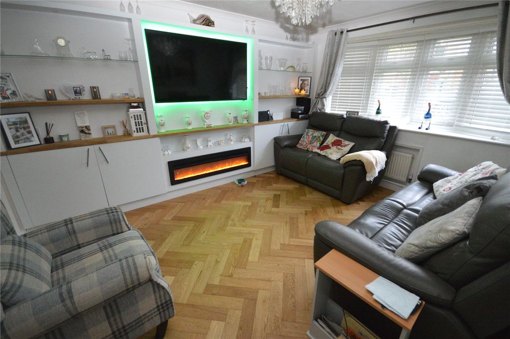 Property photo 2 of 15 Picture No. 09