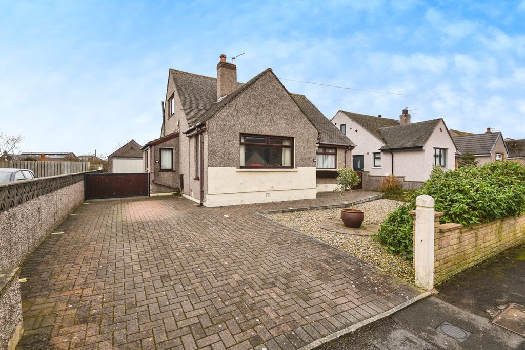 Property photo 1 of 19 Photography
