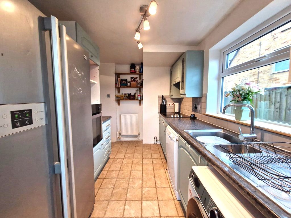 Property photo 3 of 14 Picture No. 12