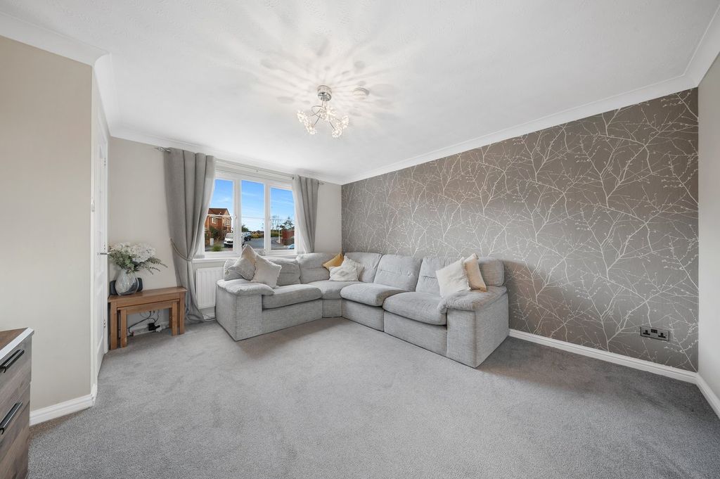 Property photo 2 of 29