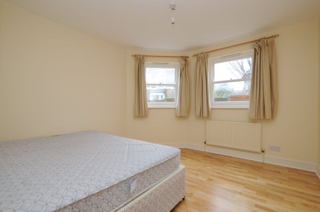 Property photo 3 of 5