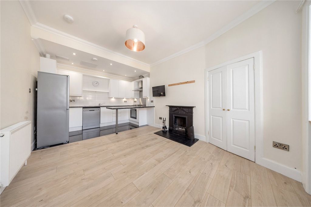Property photo 3 of 16 Kitchen/Living Room