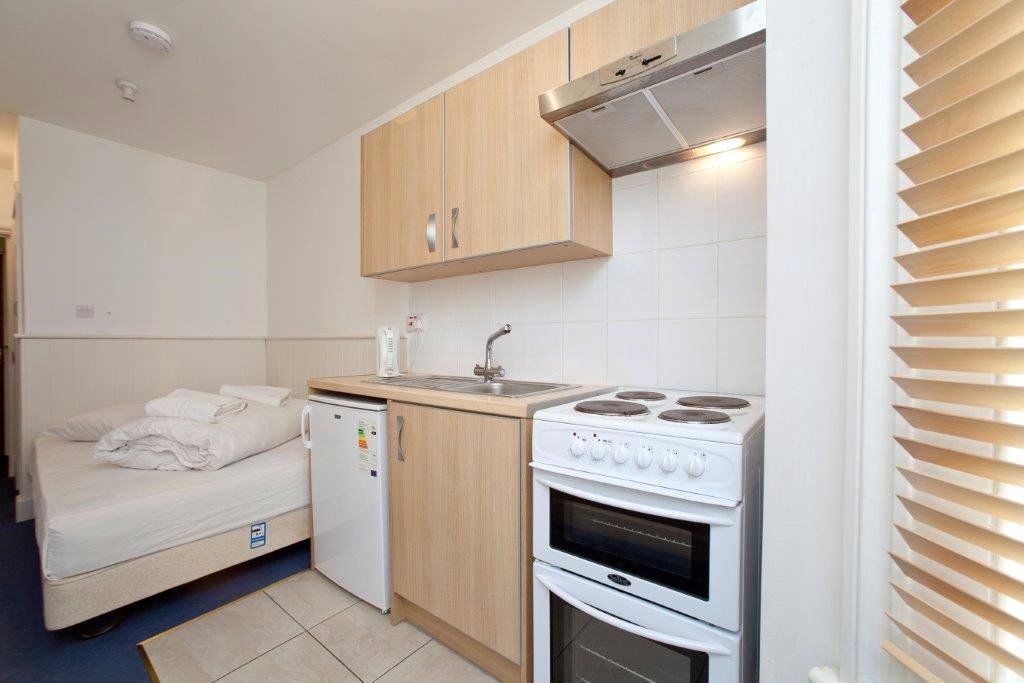 Property photo 3 of 4 Kitchen