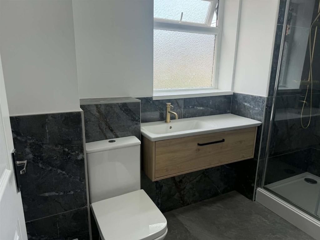 Property photo 3 of 19 F7A5Fdf1-027E-4F0d-8A0A-0d98425Ab712.Jpeg