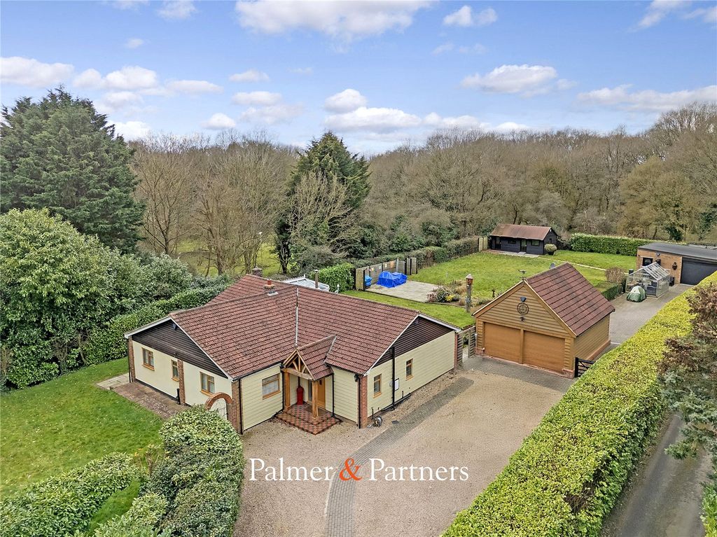 Property photo 1 of 60 Picture No. 09
