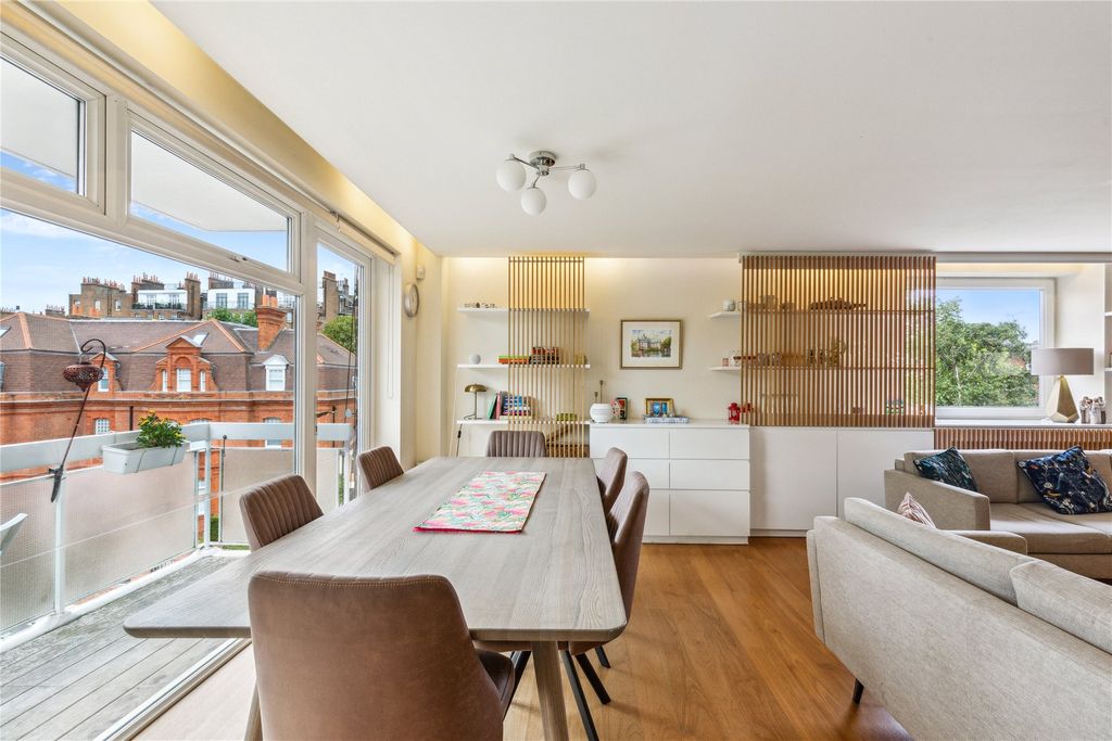 Property photo 3 of 13 Dining