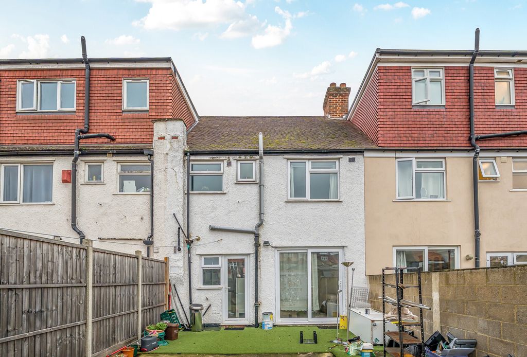 Property photo 3 of 26 1394237-1-694Abea...