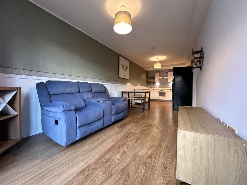 Property photo 1 of 5 1 Bedroom On Tunley Rd Sw17