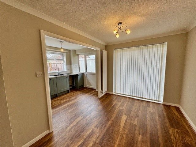 Property photo 3 of 8 Dining Room