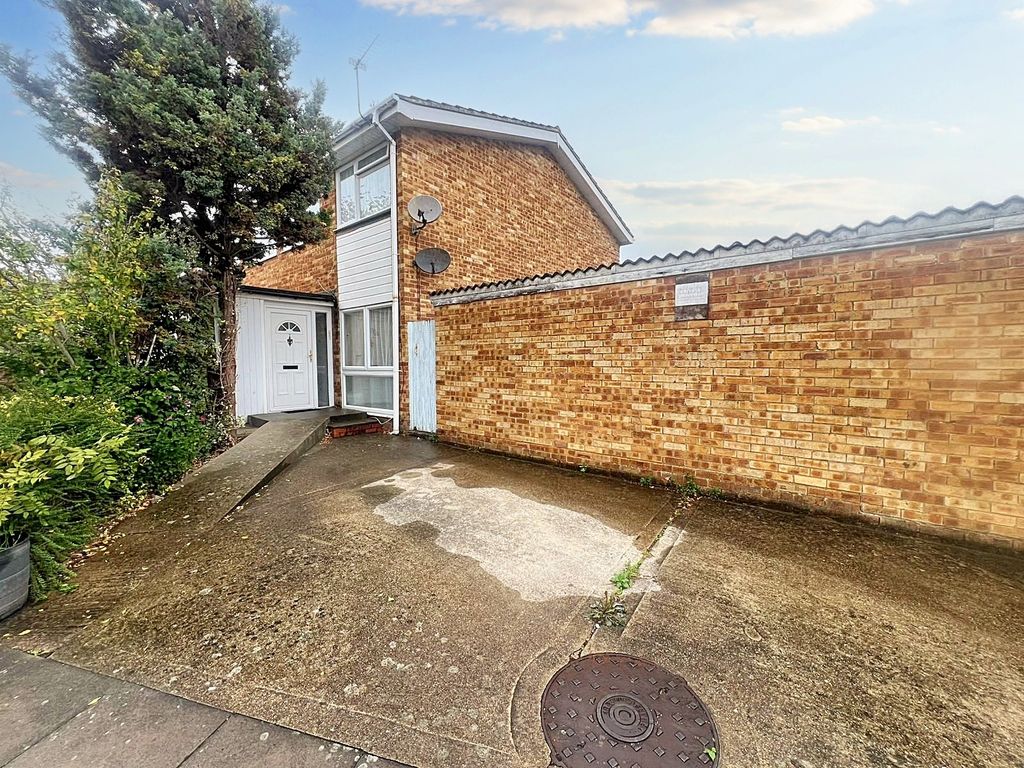 Property photo 2 of 14