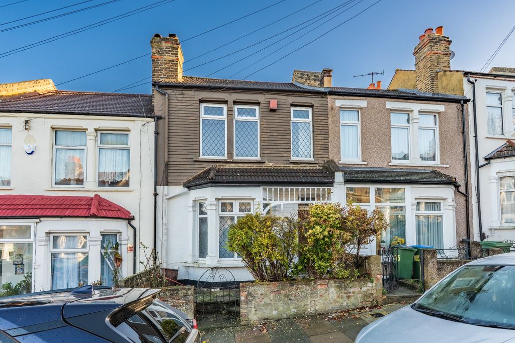 Property photo 1 of 11 4988881