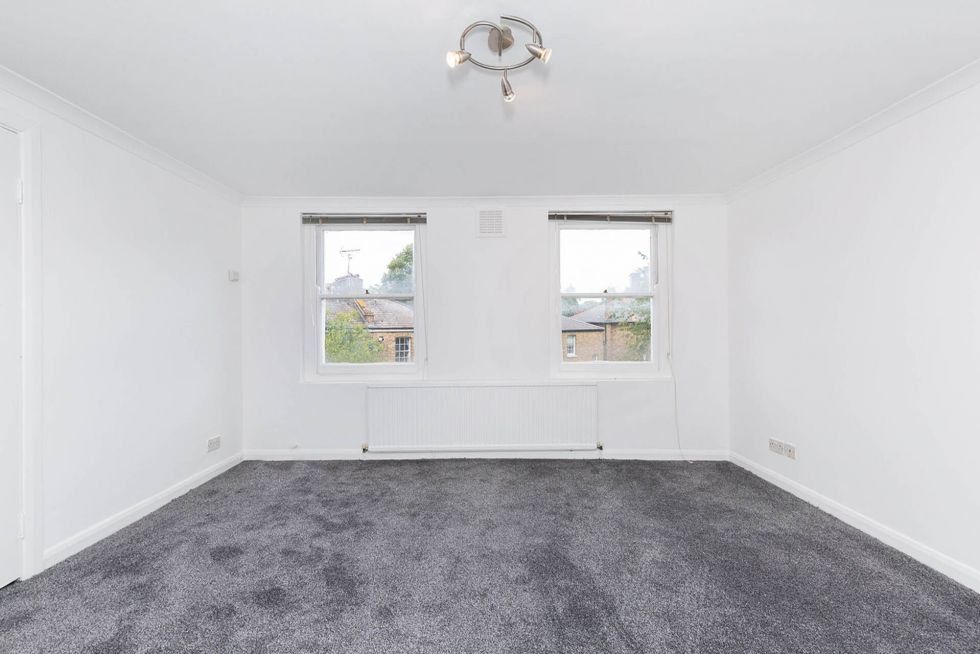 Property photo 3 of 6