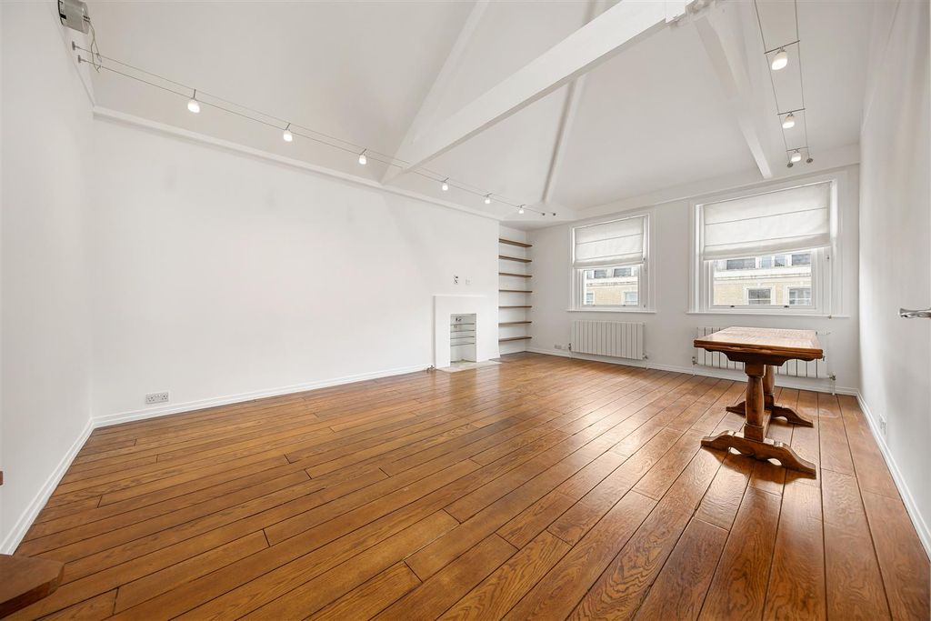 Property photo 3 of 14 _W6B8350.Jpg