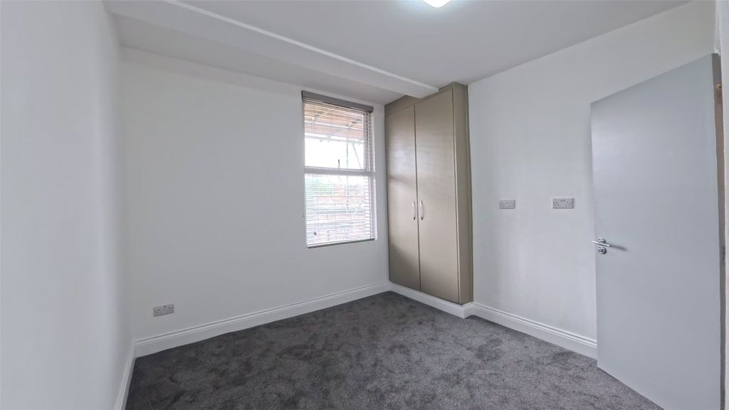 Property photo 3 of 4 Picture No. 03