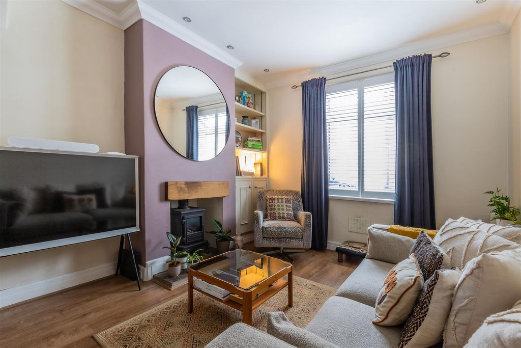 Property photo 1 of 14 65-3.Jpg