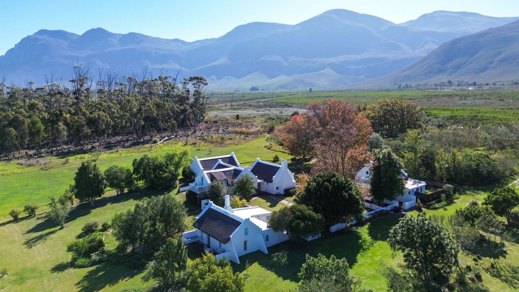 Property photo 1 of 70 Hf1699799