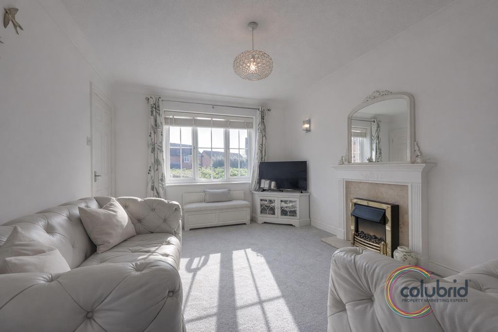 Property photo 3 of 16